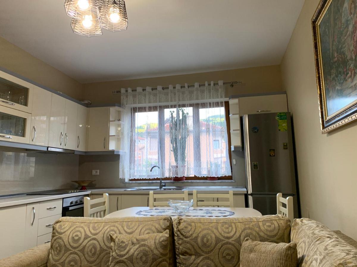 Syzo Apartments Pogradec Kültér fotó